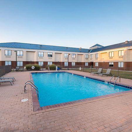 Spark By Hilton Bentonville Exterior foto