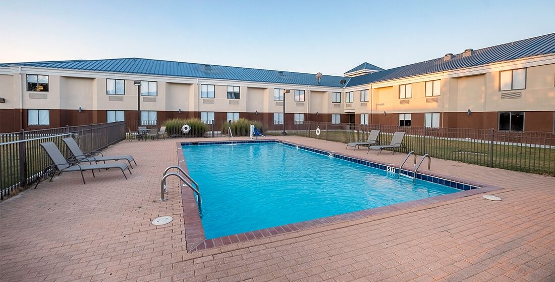 Spark By Hilton Bentonville Exterior foto